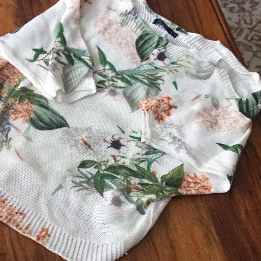 Leonardo Tropical top